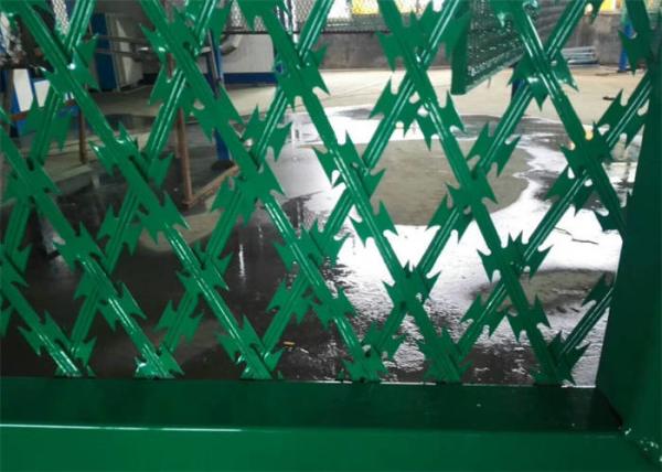 Anti Corrosion Concertina Razor Wire Coil Hot Dipped Galvanized Concertina Barbed Wire