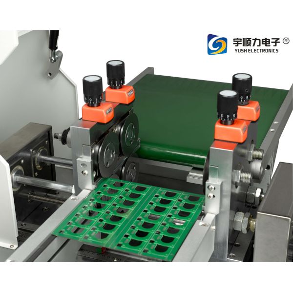 LED Aluminum Board Multi Groups Blade PCB Separator , Multiple Blades PCB Cutting Machine,Depanel Machine YSVJ-650