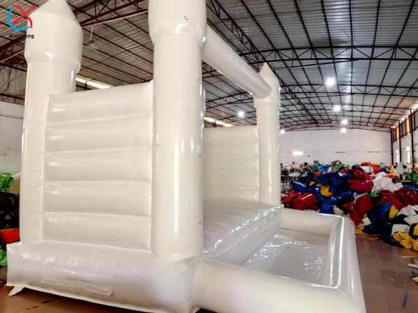 Manufacturer Inflatable White Wedding Jump Area Inflatable Bouncy Castle