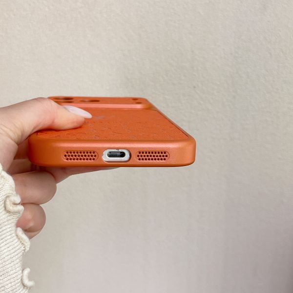 Instant Color-Changing Lambskin Embossed Case for 15-17pm