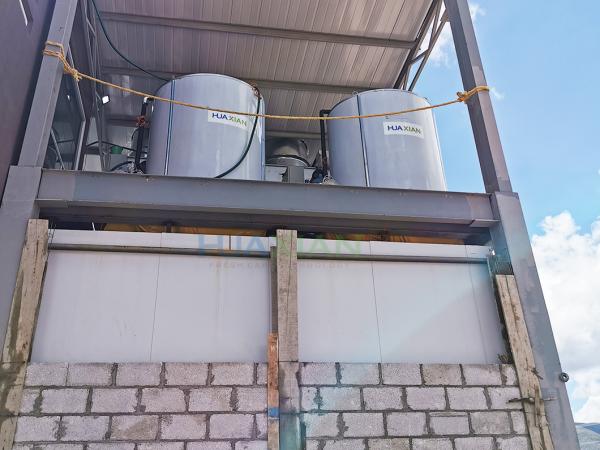 China Manufacturer Price Flake Ice Maker With Ice Storage Room