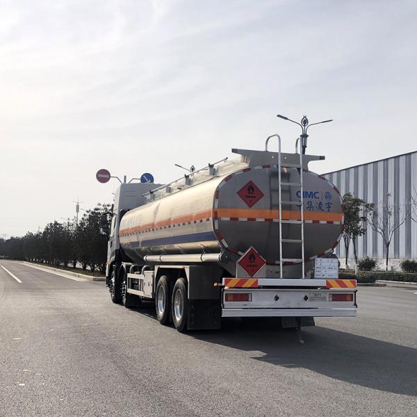 CIMC LINYU 8*4 Dongfeng Chassis 20-40m3 Oil Tank Truck With Maximum Torque 1000-1500Nm
