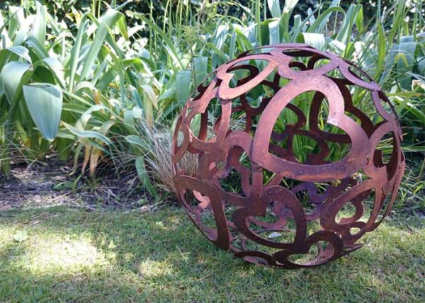 Bola de aço do jardim do metal da esfera oca da escultura de Corten do teste padrão do grande coração