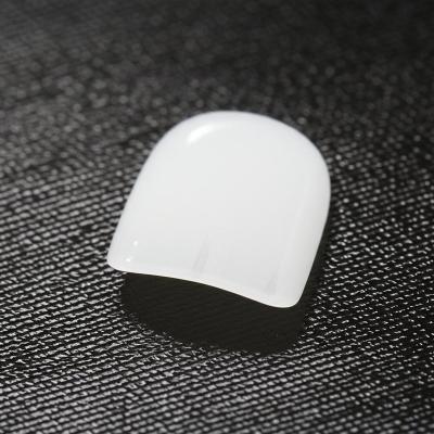 Feldspathic Dental Veneers with 0.3-0.5mm Thickness Smooth Surface Texture for Long-lasting Durability