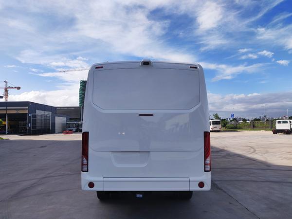 Right Hand Drive 29 seats off road Tourism Passenger Bus 4WD coach Bus