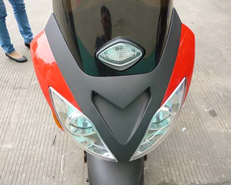 Двойные самокаты газа фар для взрослых, полно собранных мотороллеров улицы законных