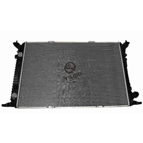 Tanque de agua de radiador de plástico de aluminio para Audi A4 A5 Q6 OEM 8K0121251K