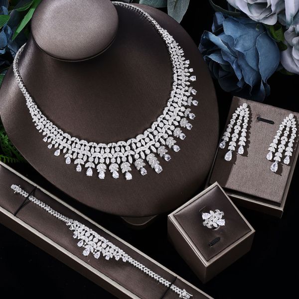 Middle East Dubai Bridal Jewelry Set Necklace Earrings Copper Zircon Plating Gold Factory Wholesale