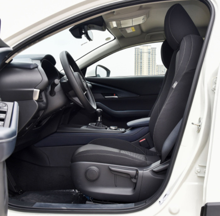 Место SUV двери 5 модели 5 Mazda CX-30 2022 2.0L автоматическое Shangyue