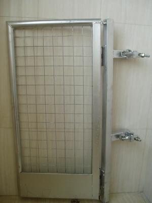 Self Closing Metal Ladder Security Gate / Security Entry Gate For Scaffold