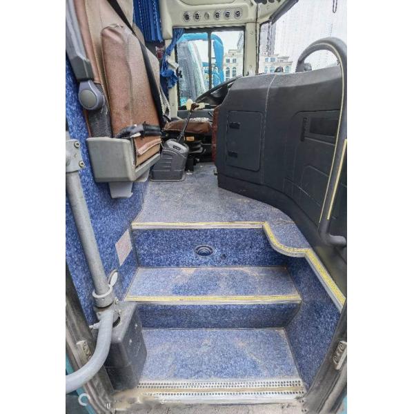 Привод Yutong первого класса правый везет тренера на автобусе двигателя зада ZK6122H 51 Seater роскошного