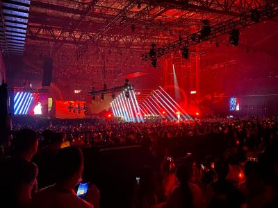 Indoor P3.91 High Resolution Curve LED Video Wall Hd For TV Studio Stram Video Live