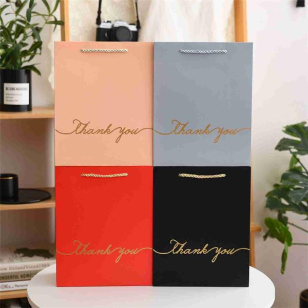 OEM 300gsm Printed Paper Gift Bags Bulk For Valentine's Day