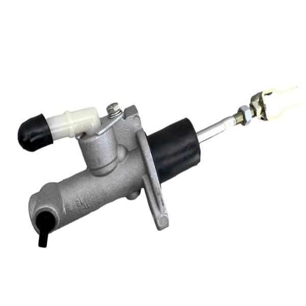 1605Y001A0L08 China Truck Parts Clutch Master Cylinder for Model NJ1038