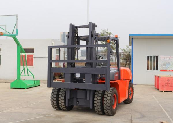 LCD Dashboard Triplex Mast Electric Forklift Trucks ,  5 Tonne Diesel Industrial Lift Trucks