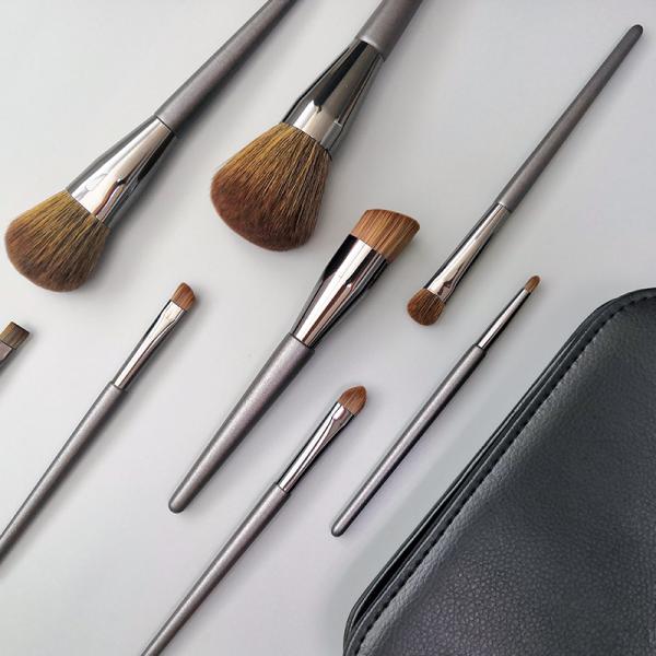 Metal Wooden Handle Makeup Brushes 8PCS Face And Eyes Cosmetic