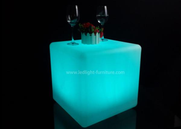 RGB Plastic LED Cube Seat Illuminated Night Club Furniture With Remote Control