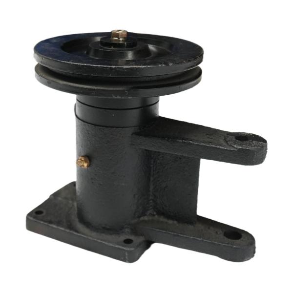 Accessoires pour véhicules sanitaires: assemblage de boîtier de pompe à huile (adapte à la pompe à huile à poulie de la ceinture motrice des camions de lavage/nettoyage)