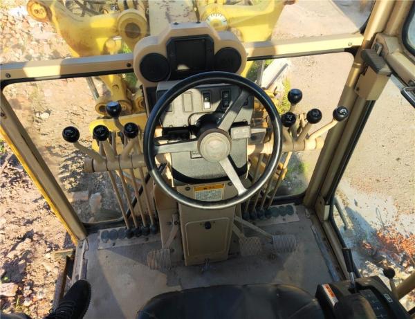                  Used High Quality Road Construction Motor Grader Cat 140K, Caterpillar Original Effective Grader 140K on Promotion with Free Spare Parts             