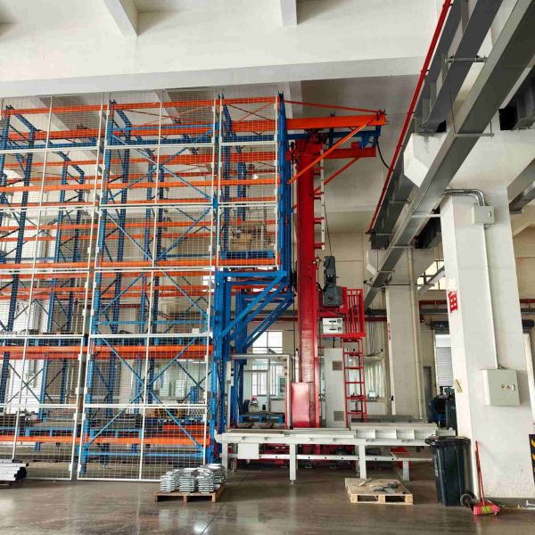 High Precision Pallet Stacker Crane Systems Double Column Pallet Storage 2000kg