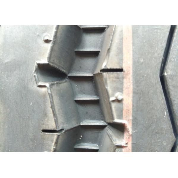 Compact 11R22.5 Highway Truck Tires All Steel Radial Tire Structure Wear Resistance