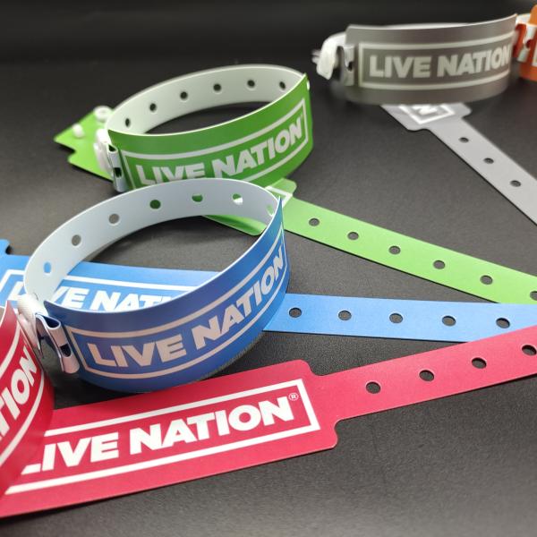 Shanghai PVC Material Vinyl Wristbands For Events Wide Shape and Free Design Included