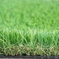 O verde de Mat Turf Floor Roll Outdoor da grama atapeta o gramado artificial para o jardim