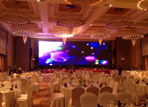 SMD2121 Indoor Full Color LED Display 576x576mm , P3 stage rental led display 64x64 dots