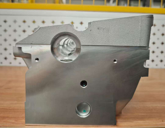 Aluminium Engine Cylinder Head for Land Rover Discovery TD5 LDF500170