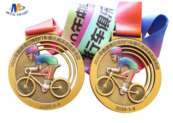 Stock Riding Medals Antique Brass Plating And Colorful Printing Relief Medailles Cut Out With Ribbon