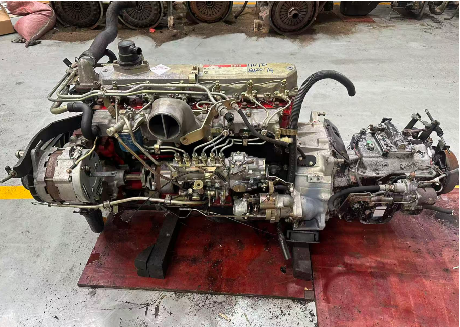 H07D Diesel Engine Assembly 7.412L Displacement 195–215HP Power Range with Turbo Intercooler Version for Hino Ranger Trucks & Buses