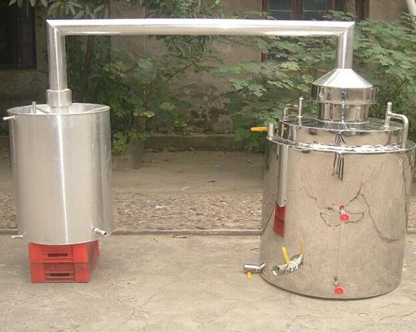 10kw SUS304 Stainless Steel Mini Alcohol Distiller for Vodka and Whisky Manufactured