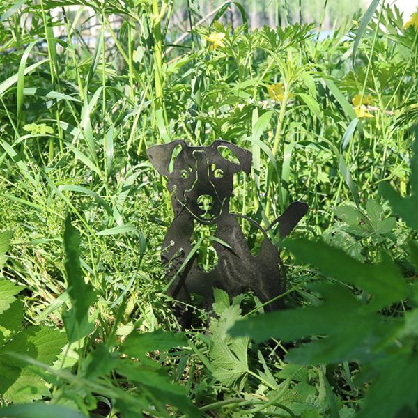 Weather Resistant Garden Metal Ornaments Decoration Yard Dog Shape