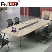 Longue table de conférence moderne 10 personnes réunissant le bureau garantie de 5 ans