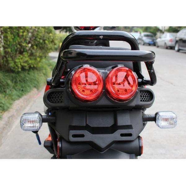 orange color  fashion  model 4 Stroke GY6 Enginee and  80km/h Max Speed 150cc gas scooter