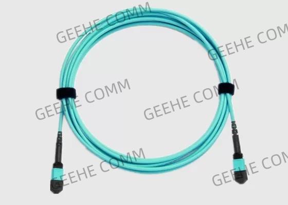 Mâle de 12 noyaux au câble femelle de fibre de LSZH OM3 MPO