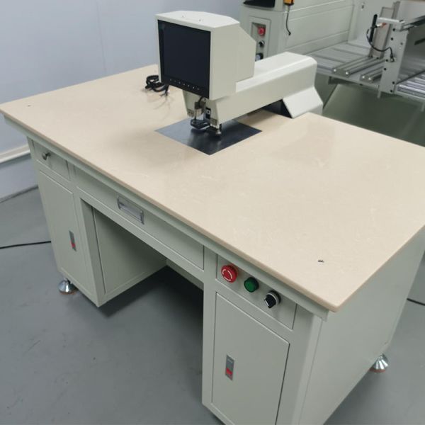 Ready to Ship CCD Guide Hole Punching Machine for Anodized Aluminium Nameplates