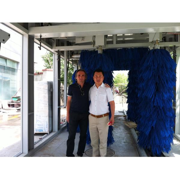 Security Stability Tunnel Car Wash System Professional With Blue Brush