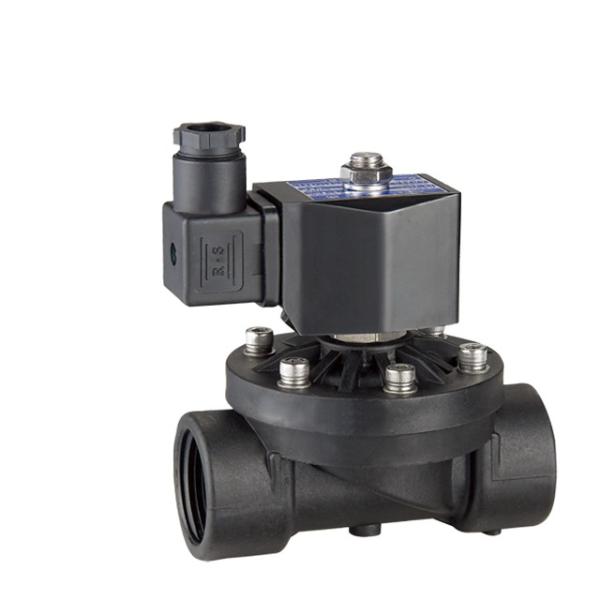 1 Inch Plastic Solenoid Water Valve AC220V IP65 3-Year Warranty