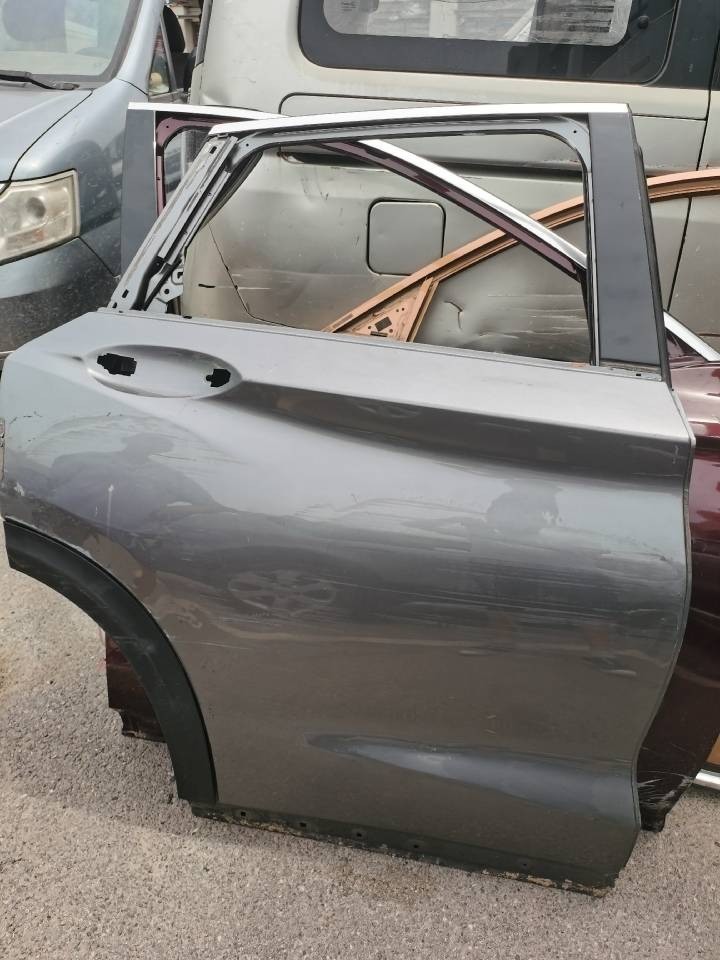 Infiniti QX50 Front Door Middle Door Dismantling Parts Ideal for Repairing Slip Paint