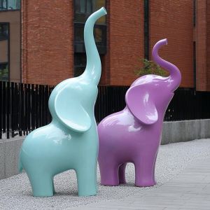 Life Size Calf Elephant Garden Sculpture For Landscape Decoration