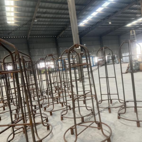1.9/2.3mm Electro Galvanized Steel Silver Round Hook Metallic Wire Hangers