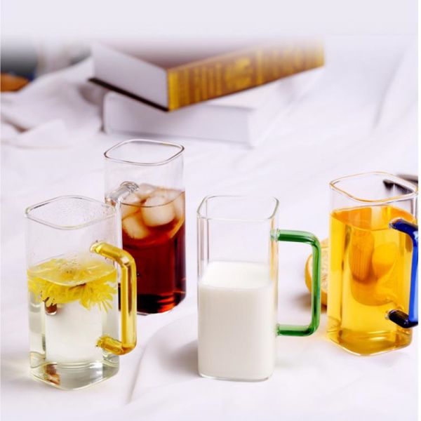 Customized Heated Resistant Borosilicate Glass Cup Mug With Colored Handle