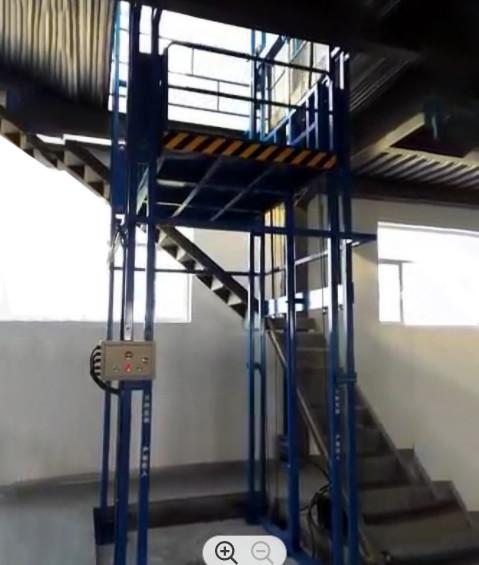 500KG Small Hydraulic Elevator 7500mm 0.25m/S Cargo Freight Lift