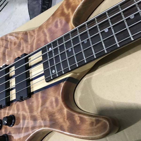 2018 new style high quality custom 5 string bass guitar, Rosewood fingerboard