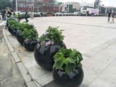 Polished FRP Hand Lay Up Fiberglass Flower Pot High Temperature Resistance