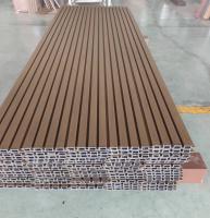 revêtement extérieur insonorisé extérieur en plastique composite pour jardin imperméable à l'eau extérieur en bois perforé