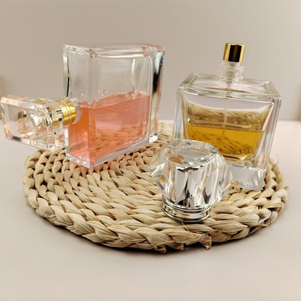 Acceptable Customer's Logo Glass Perfume Bottle with Customized Lid 30ml 50ml 100ml