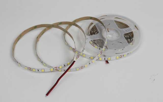 24V High-Brightness LED Strip Light – Flexible SMD Tape for Architectural Lighting