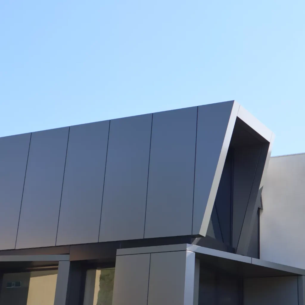 Brushed Silver Aluminum Composite Panel With Fireproof Properties, Sound Insulation, Strength & Durability